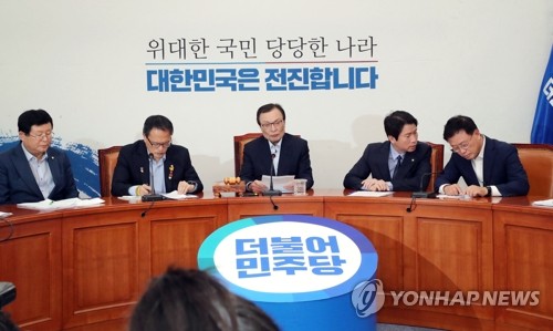 이해찬 "촛불집회, 과잉수사 검찰·정쟁 야당에 경종"