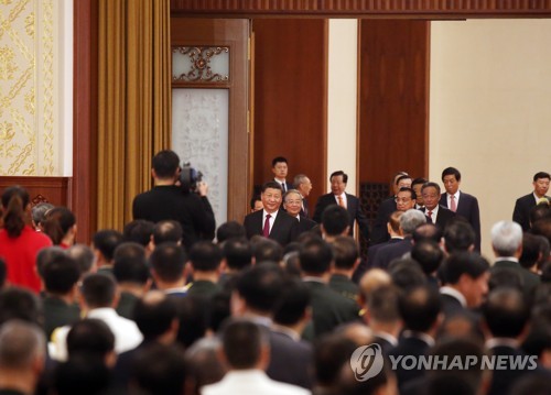 시진핑, 신중국 70주년 행사서 "홍콩과 함께 발전" 언급