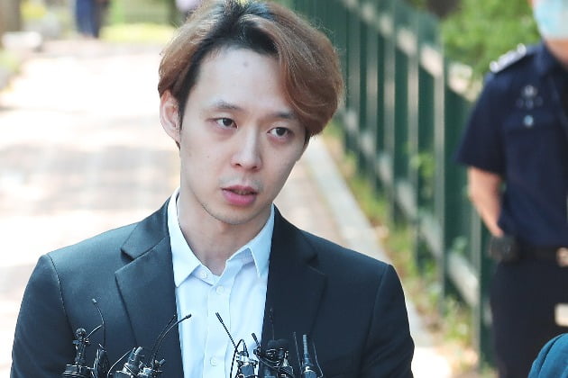 박유천, 성폭행 피해여성 배상액 지급 거부하면…"부동산 등 강제집행"