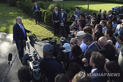 미중 '보복의 악순환'…홍콩·무역 갈등 얽혀 첩첩산중