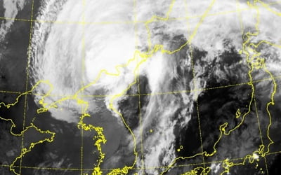 북한 관통하는 '링링' 약해지며 북상 중…태풍특보 모두 해제
