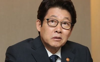 조명래 "日환경상 '후쿠시마 오염수 방류' 발언 믿기 어렵다"