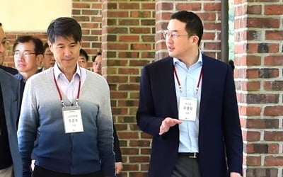 LG 구광모 "전례없는 위기, 제대로 대응 못하면 미래 없다"