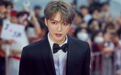 김재중, 오리콘 차트 1위→아시아콘텐츠 어워즈 수상…'아시아 인기남' 입증