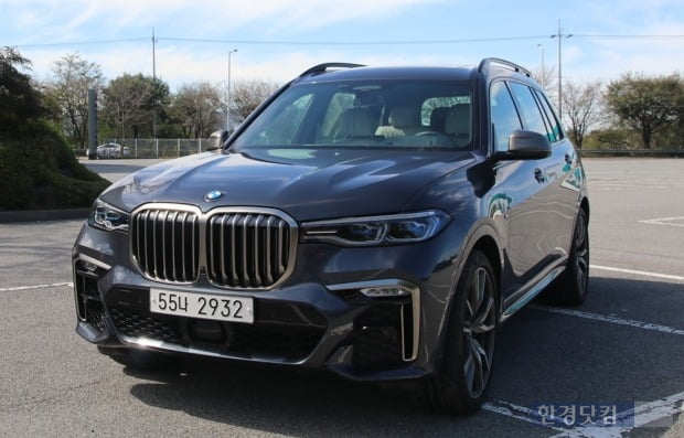 BMW 플래그십 SUV X7. 사진=오세성 한경닷컴 기자