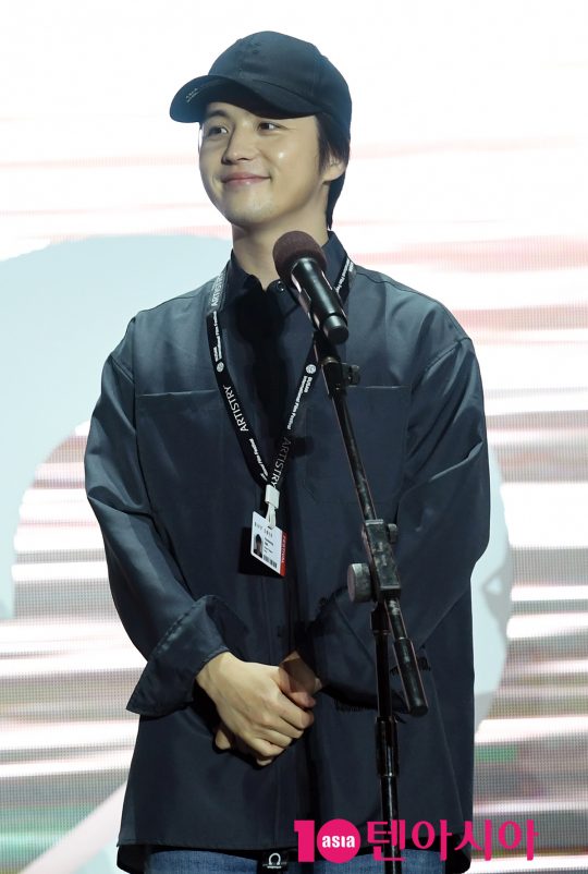 배우 김혜성이 5일 오후 부산 해운대구 영화의 전당 야외무대에서 열린 영화 ‘종이꽃’ 야외무대인사에 참석하고 있다.