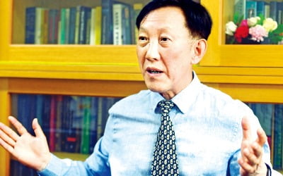 이인호 서울대 교수 "게임이론으로 의사결정 '쏠림' 분석…금융시장 폭락 원인도 밝혀"