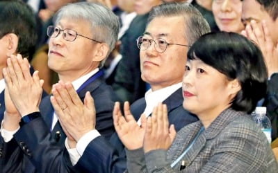 'AI강국' 깃발 올렸지만…핵심 인재 7명뿐, 터키보다 경쟁력 떨어져