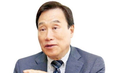 김광두 "직업교육까지 감소…문재인 정부 '사람 중심 경제' 뒷전으로 밀려"