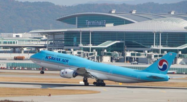 인천국제공항공사는 인천공항의 항공 네트워크를 확대하기 위해 '인천공항 신규취항 인큐베이터 프로그램'을 본격 운영한다. 호주 멜버른, 포르투갈 리스본, 인도네시아 바탐, 베트남 달랏, 태국 끄라비 5개 노선의 신규취항을 지원하기로 했다. 한경DB 