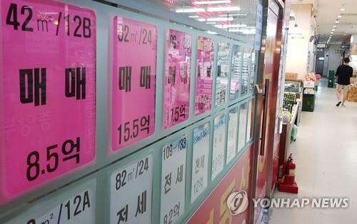 강남 아파트 시장 "일단 지켜보자" 관망…재건축은 분양 서둘러