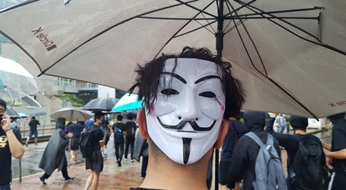 [르포] 홍콩 도심 '저항의 마스크'로 뒤덮이다