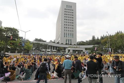 한국당 "촛불집회는 좌파준동 사기"…檢 개혁집회 맹비난(종합)