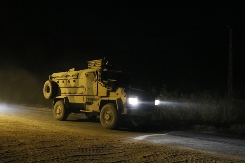  터키, 시리아 쿠르드 공격…181개 목표 타격하며 지상전 돌입