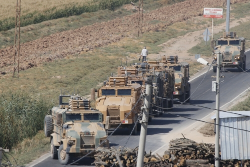 터키군 "쿠르드 마을 7곳 점령" vs 쿠르드 "터키 공격 막아내"