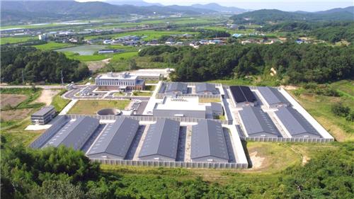 "원숭이가 전염병 숙주 가능성…실험실에 HACCP 도입해야"