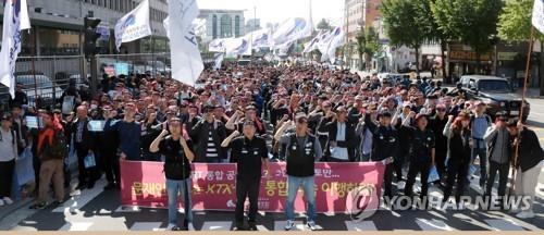 철도파업 2일째 열차 운행률 76.5%…이용객 불편 지속