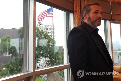 트럼프 "홍콩시위 많이 누그러져…미중 합의, 홍콩에 긍정적"(종합)