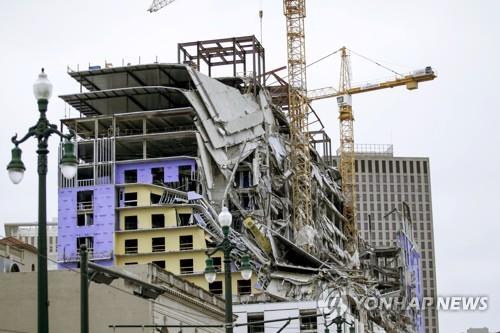 美뉴올리언스에서 건축중 호텔 붕괴…"1명 사망, 3명 실종"