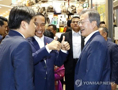 文대통령 "인니 대통령 취임 축하"…경축특사로 노영민 파견