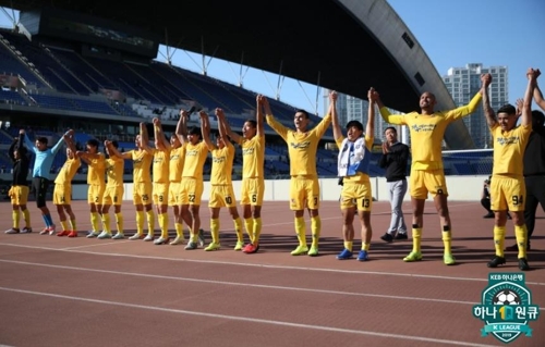 개막 19경기 무패·안방불패·최다승…K리그2는 광주FC 천하