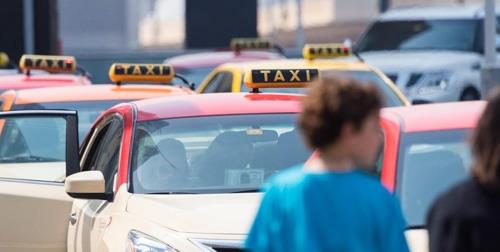 UAE 두바이 모든 택시에 '운전사 서비스 감시' 카메라 장착