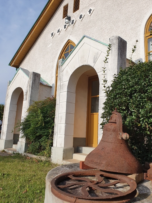 종교가 사이좋게 이웃한 마을…100년 맞는 군위성결교회