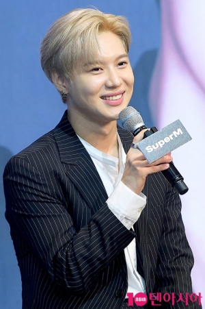 [TEN PHOTO]슈퍼엠 태민 &#39;싱그러운 인사말&#39;