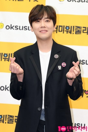 이홍기, 입대 후 손편지로 근황 공개...“적응력 최고인 듯, 재밌게 잘 지낸다”