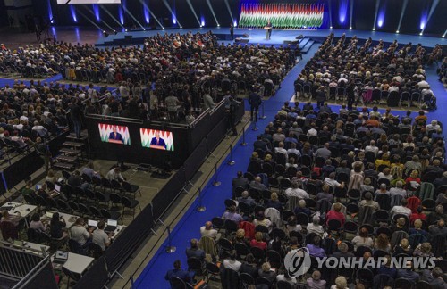 폴란드 헝가리 선거, 유럽 우파 민족주의 다시 시험대에