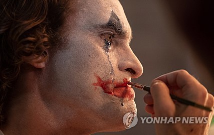 영화 '조커' 개봉 28일째 500만명 돌파