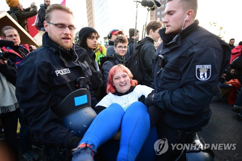 "길막아 미안하지만 비상사태"…유럽 곳곳서 기후변화 시위