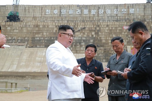 '17년 답보' 北수력발전댐, 김정은 호통 15개월 만에 고속 완공