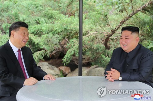 '순망치한' 북중 수교 70주년…시진핑·김정은 전략적 밀월 과시