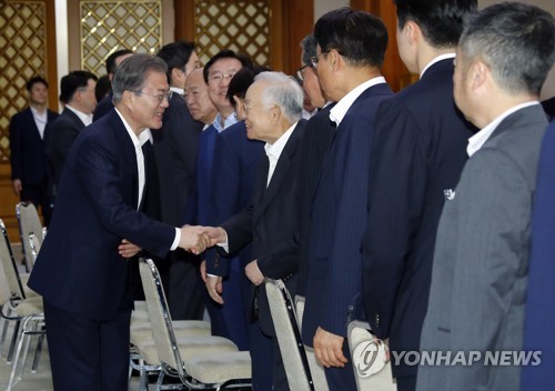 文대통령 "개성공단 재개되면 다국적기업 공단으로 만들 것"(종합)