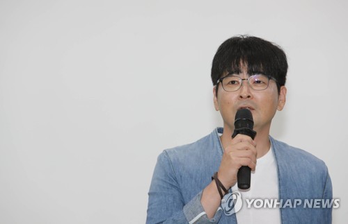 탁현민 "조국보며 내 처지 비교…그저 무너트려야할 상징이었다"