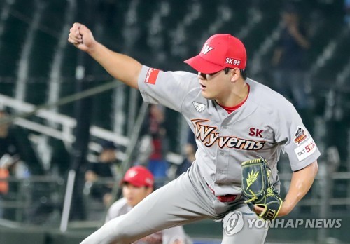 우완 구원투수 대거 합류…김경문호의 화두는 불펜 강화