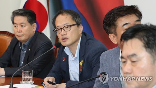 與, '국회 회의 30% 무단결석시 의원제명안 자동상정' 검토