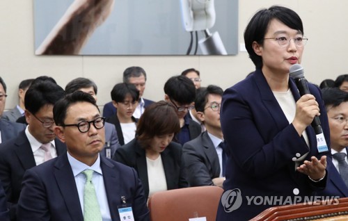 과방위 국감…野 '조국 공세'에 與 '정책 질의'로 대응(종합)