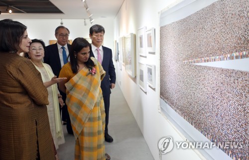 인도·한국 미술 작가 10명 작품 전시…사랑전 개막