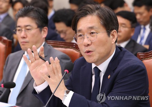 닷새 남은 'WTO 개도국' 시한…성윤모 산업장관 "협의 중"