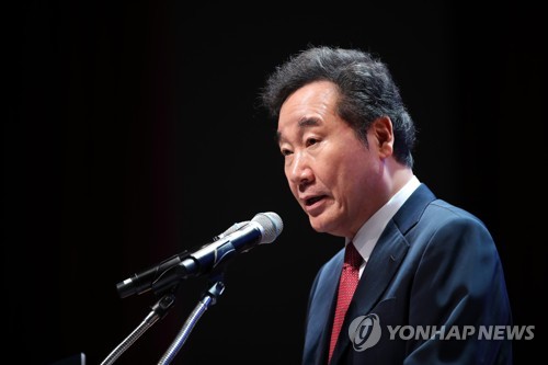 이총리, 즉위식 계기 아베와 대화할듯…한일관계 '돌파구' 주목