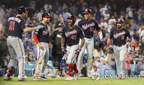 '커쇼의 불쇼'…다저스, 충격의 역전패로 NLCS 진출 실패(종합)