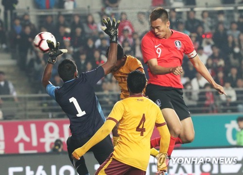 '간단·정확·효율' 축구 선보인 태극전사…밀집수비 뚫기 정석