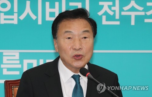 손학규 "일왕 즉위식에 文대통령 직접 참석해야"