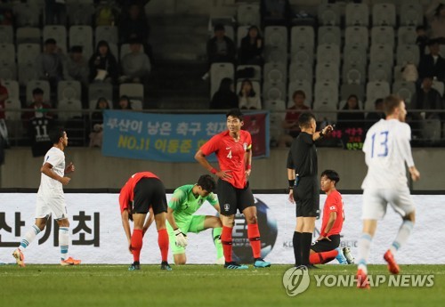 도쿄행 티켓 도전하는 김학범호 '수비수 패스 실수를 줄여라'