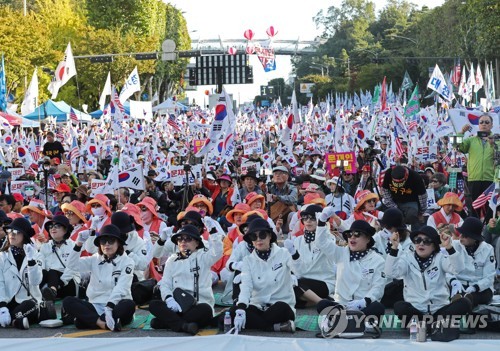 서초동서 '검찰개혁·조국수호' 대규모 촛불집회…"최후통첩"(종합2보)