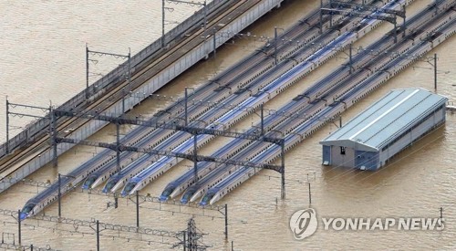 日 태풍 '하기비스' 희생자 계속 늘어…사망·행방불명 72명