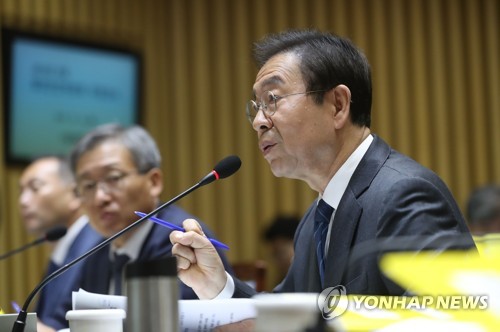 [국감현장] 박원순 '조국 지지' 사과 요구에 "검찰개혁 적임자"