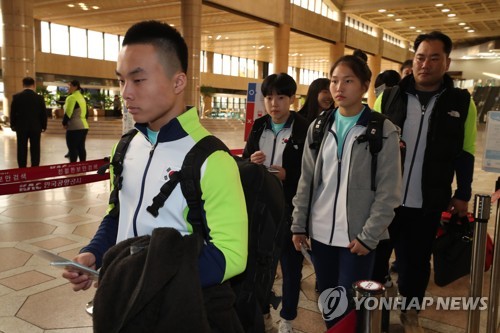 北통신 "주니어역도대회 선수단들 평양 도착"…한국 언급은 없어